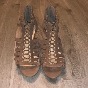 Nude Vince Camuto shoes